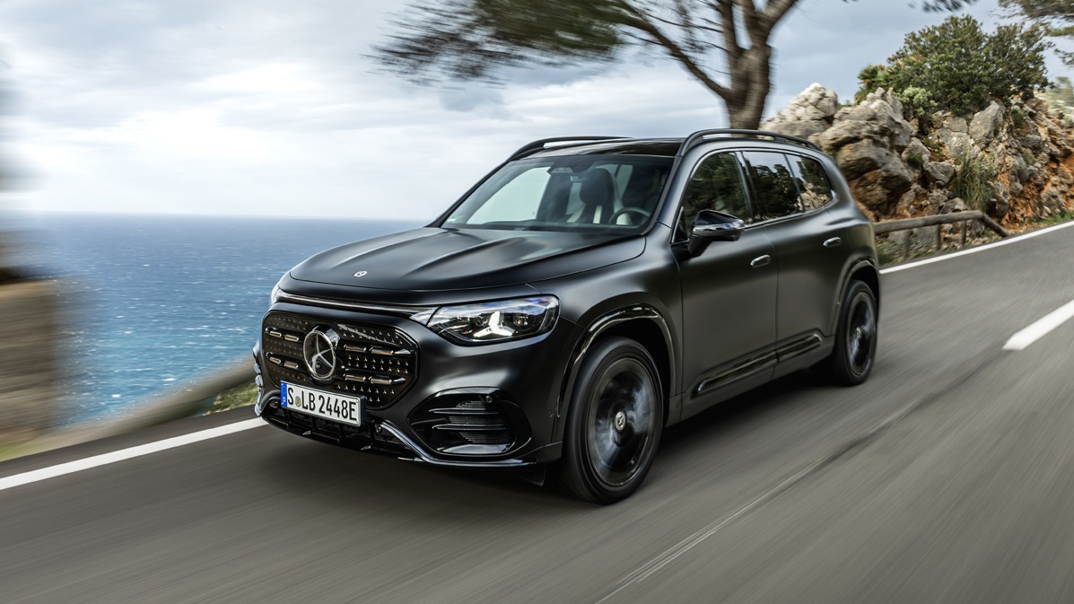 Candidate 2027: Mercedes-Benz GLB, electric falls into line